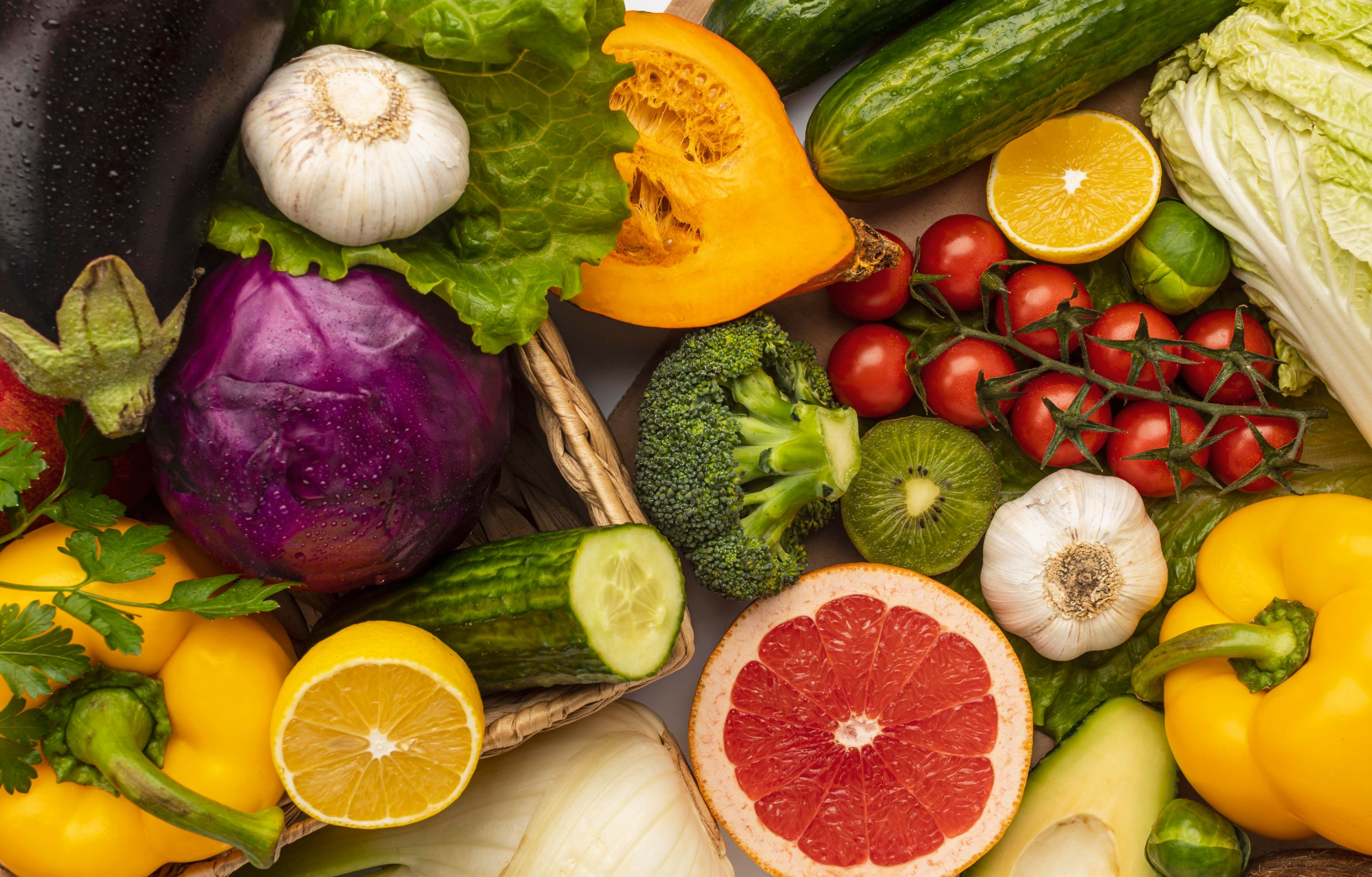 Разные овощи и цитрус