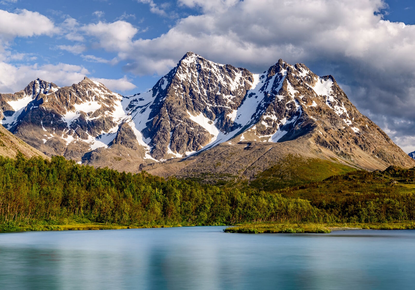 Снежные горы Норвегии