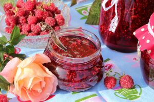 Варенье Малинка