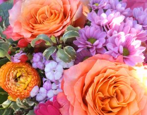 Пышные розы в букете