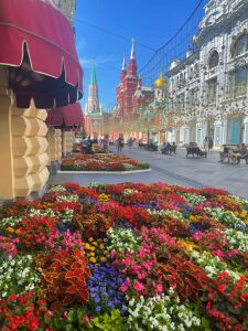 Никольская улица в Москве