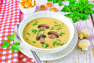 Грибной суп с петрушкой