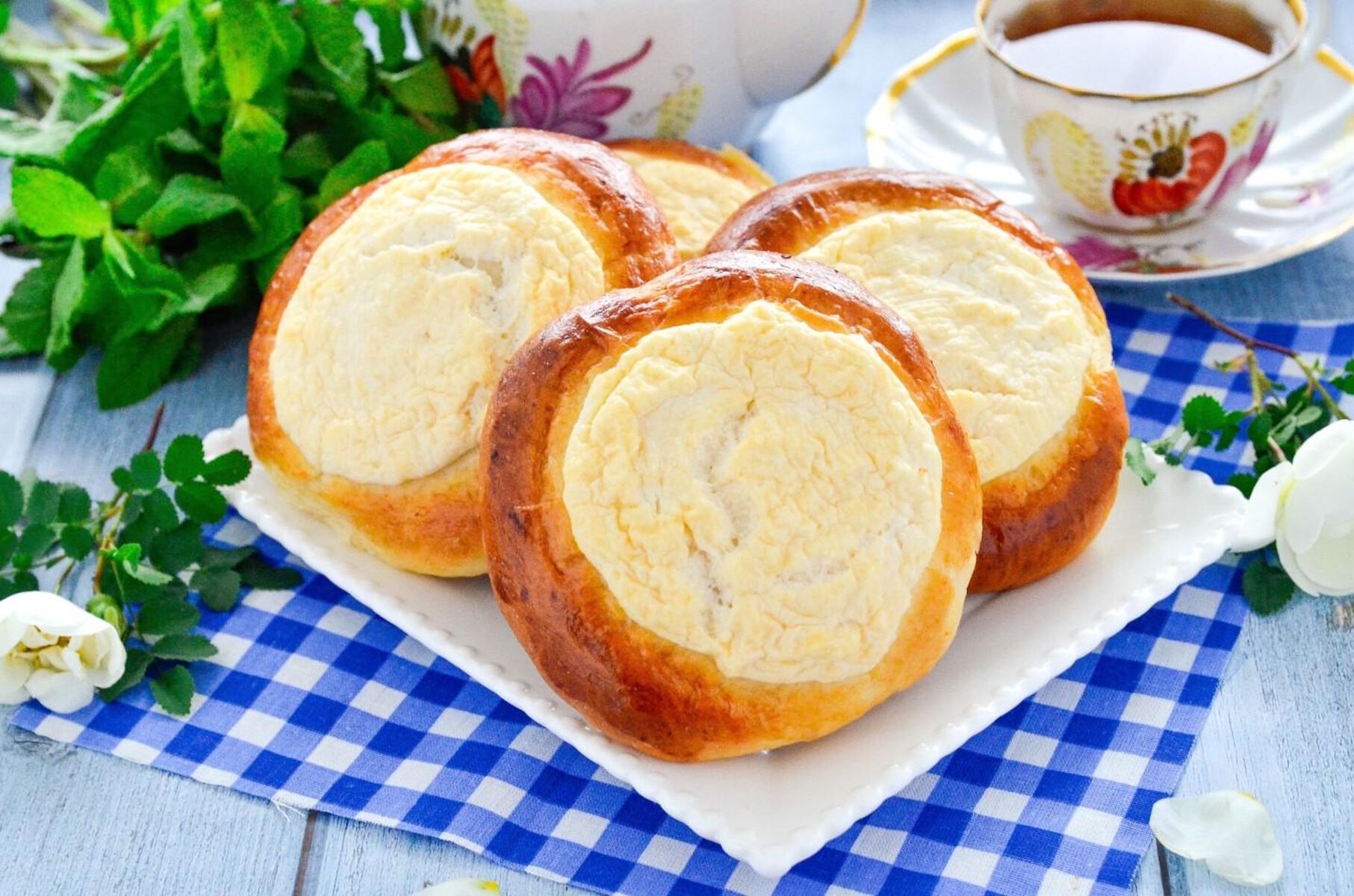 Ватрушки и розочки