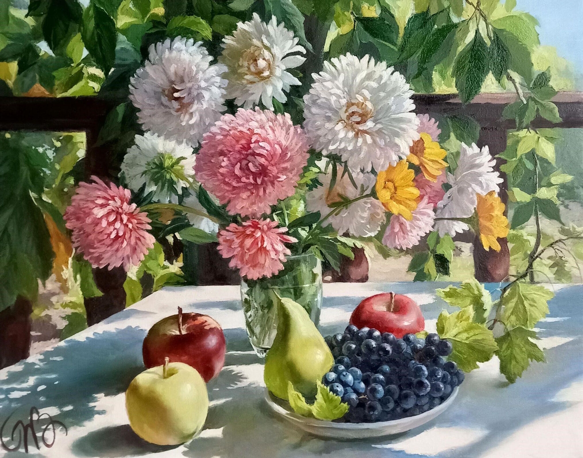 Хризантемы и фрукты