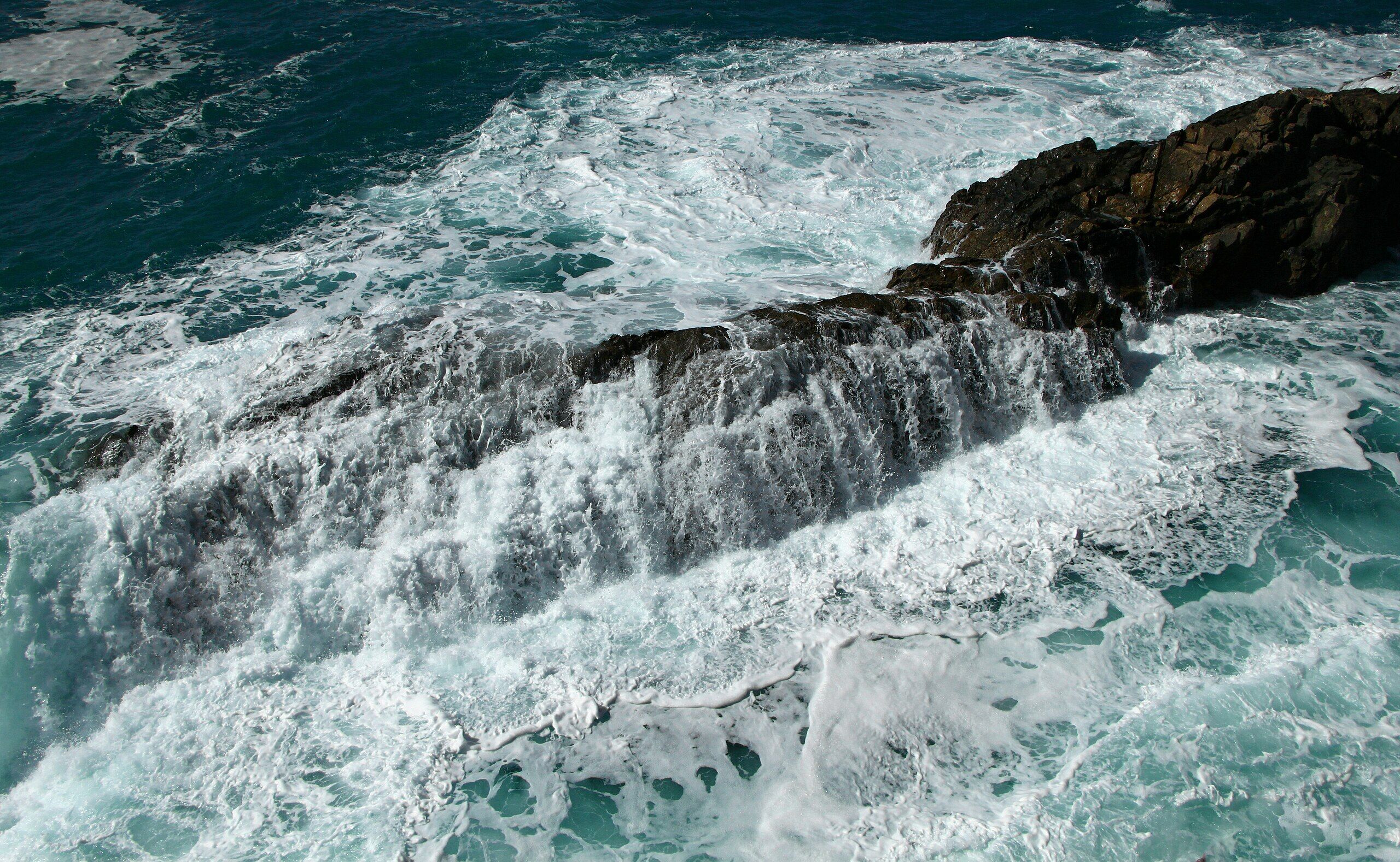 Волны прибоя