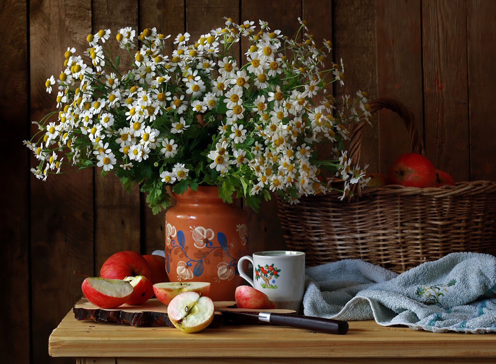 Ромашки и яблочки