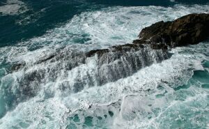 Волны прибоя