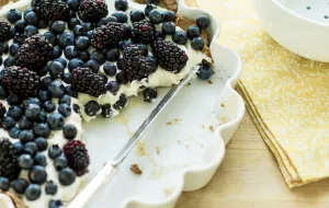 Ежевично-черничный пирог