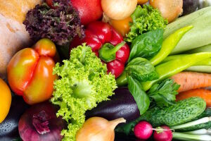 Баклажаны и салат