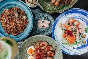 Закуски и суши