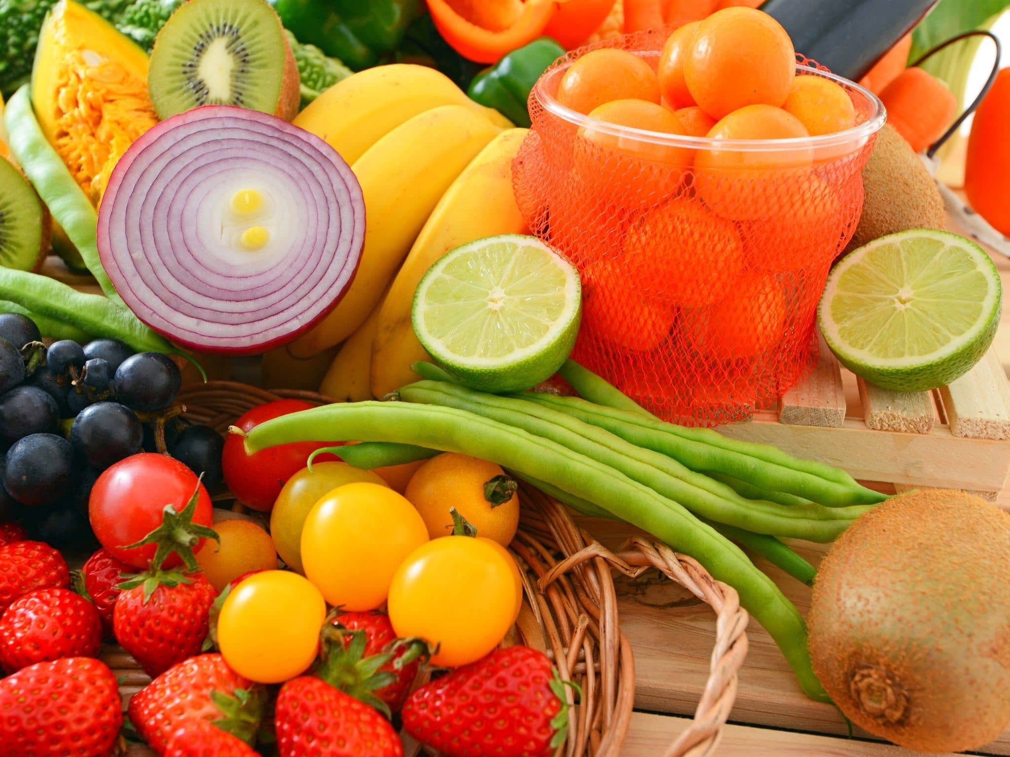 Мандарины и овощи