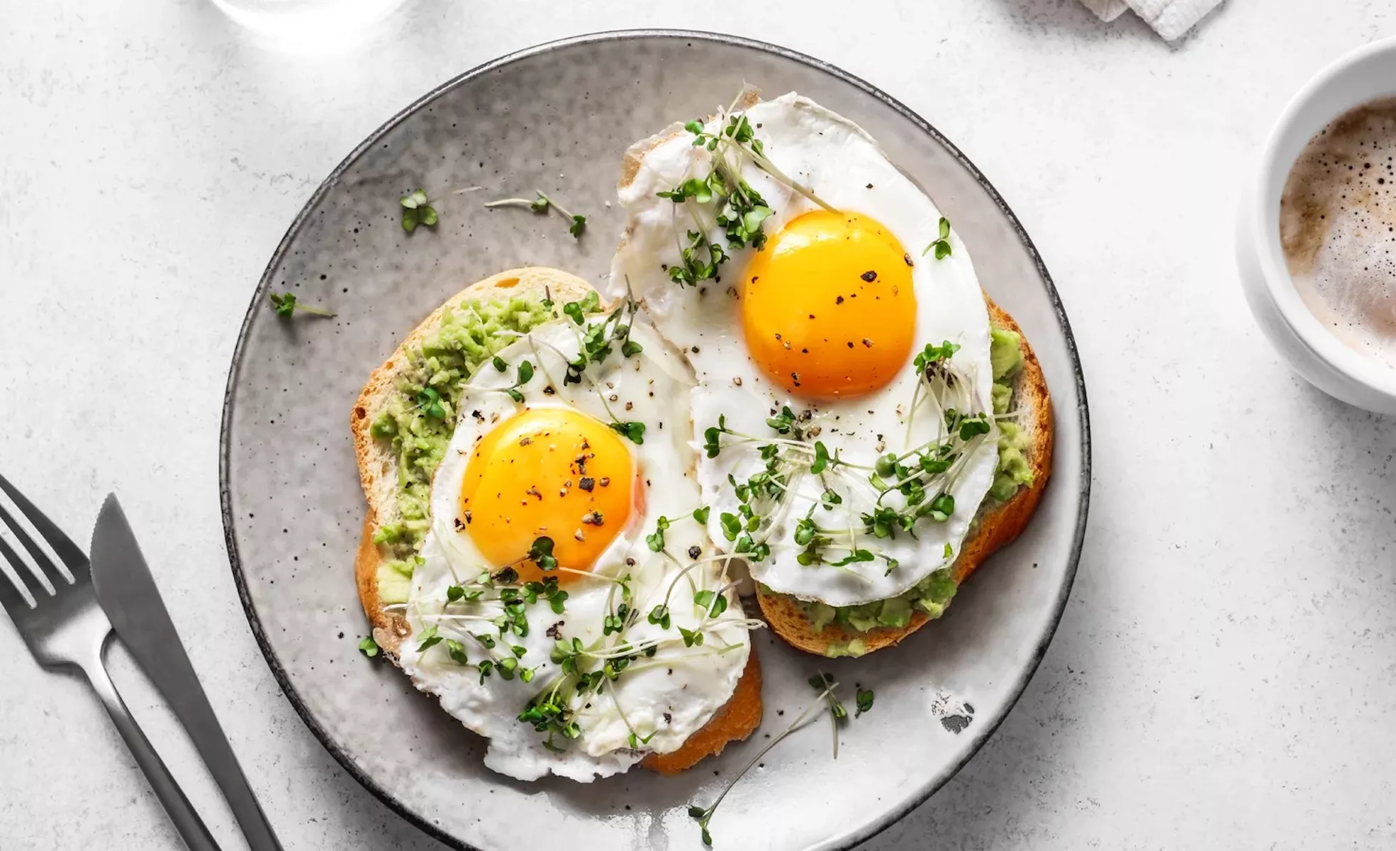 Яичница с микро зеленью