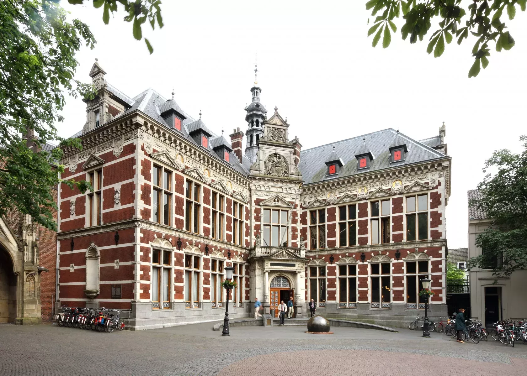 Утрехт университет