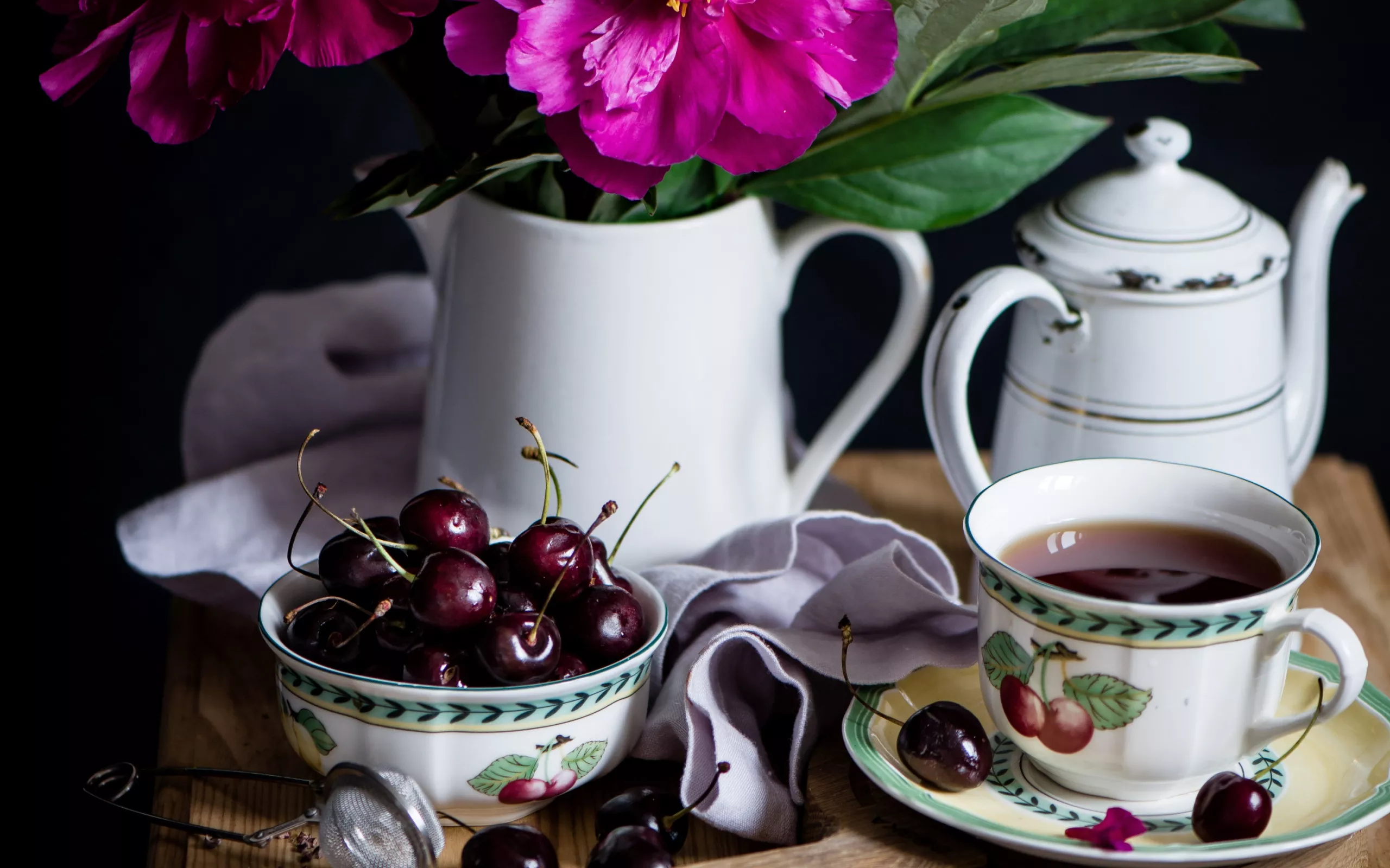 Черешня и чай