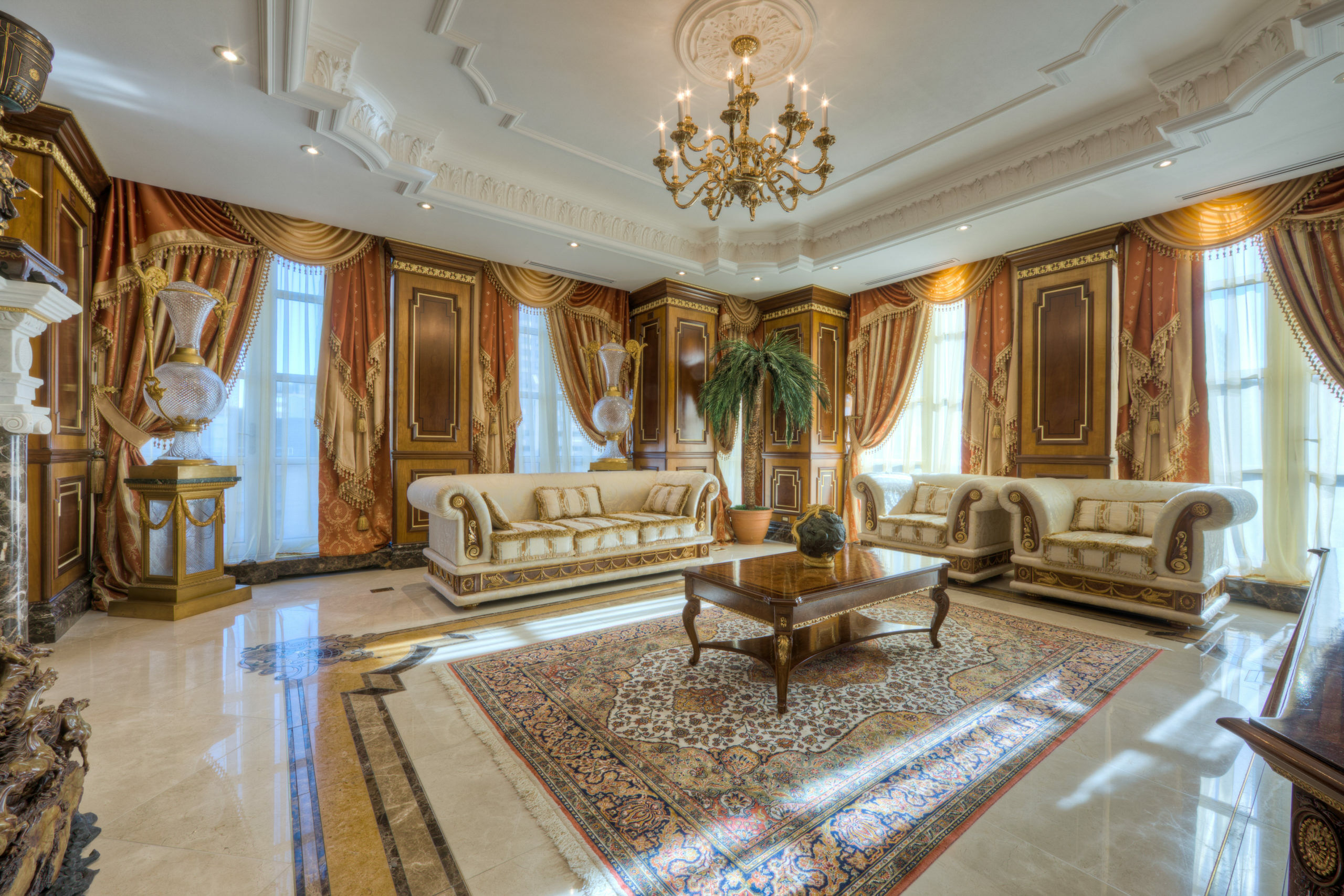 Шикарный зал