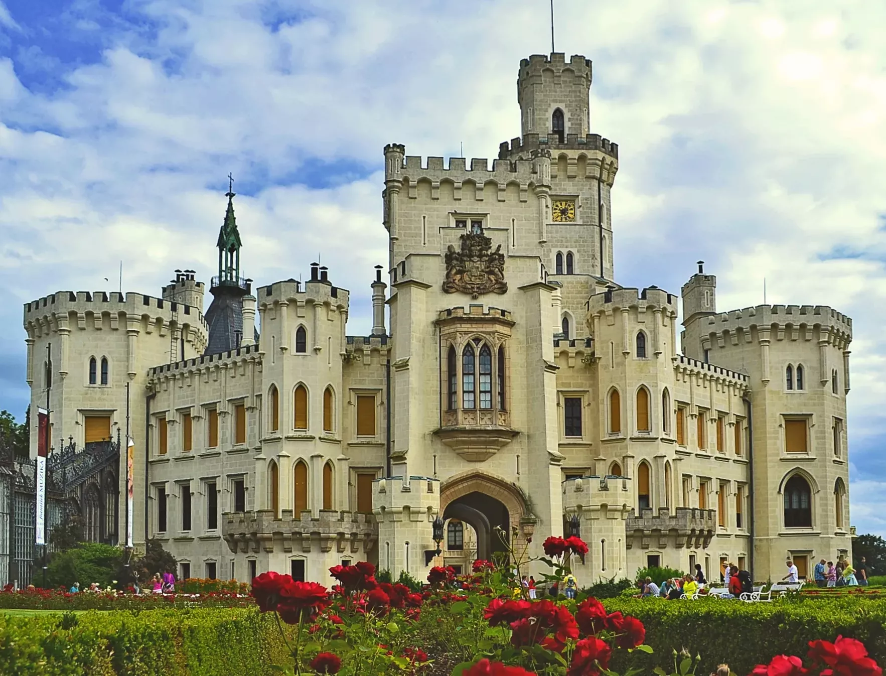 Замок Глубока в Чехии