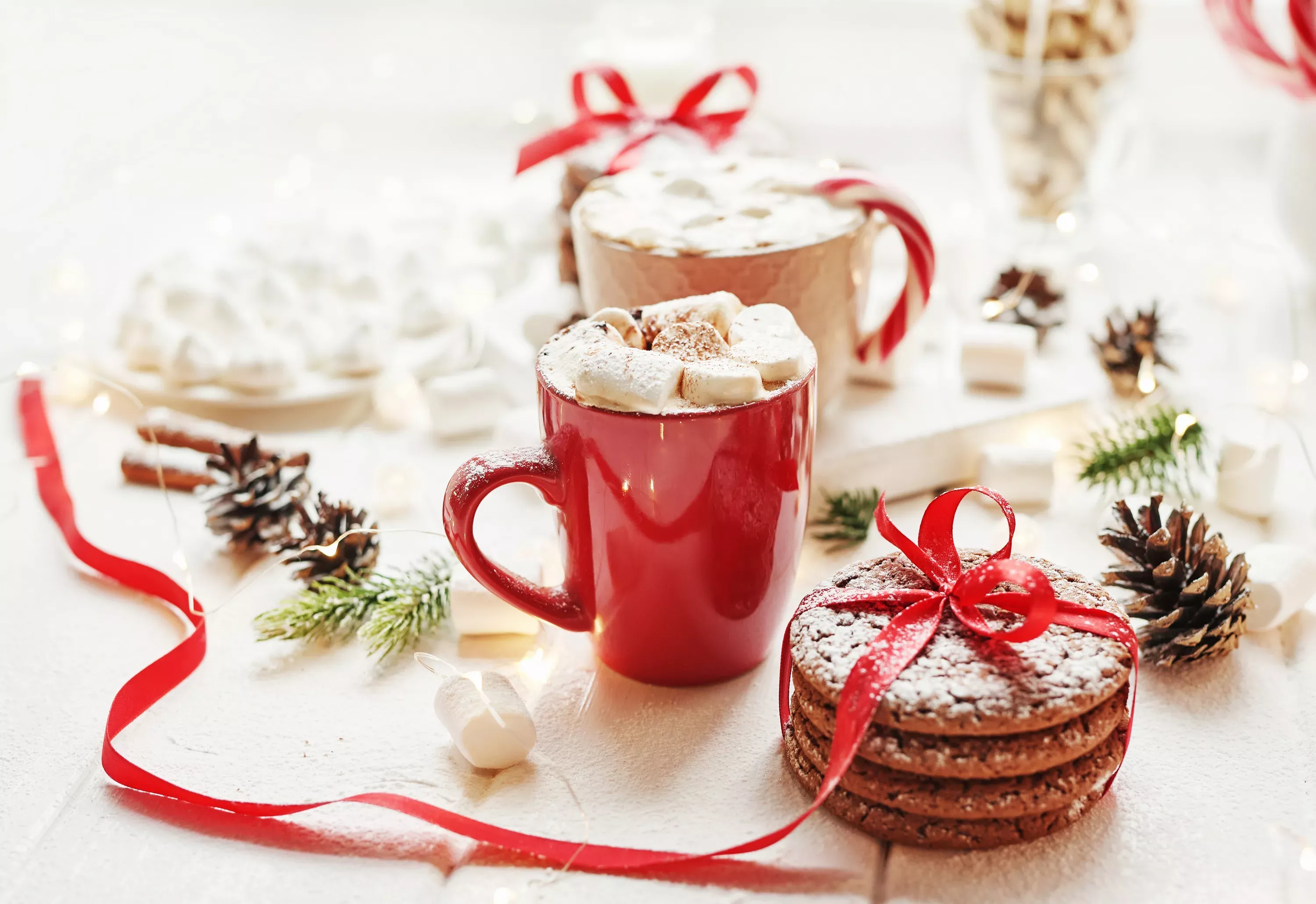 В красной чашке