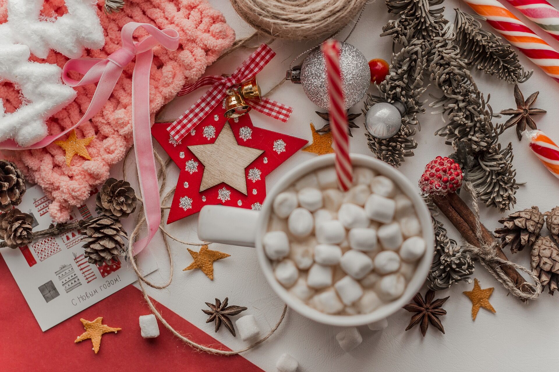 Звезды и шишечки