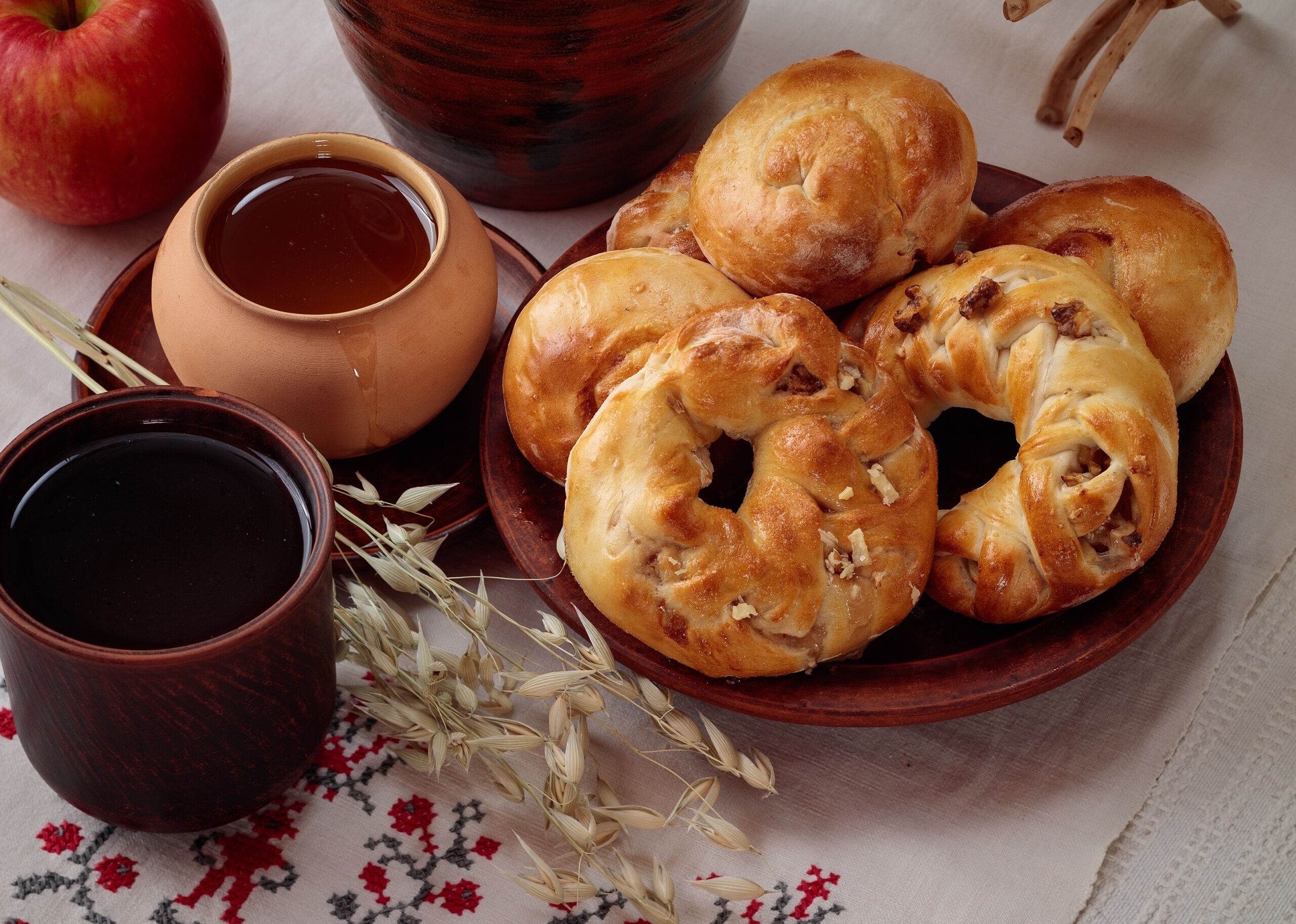 Плюшки с медом