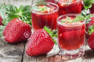 Клубничный сок