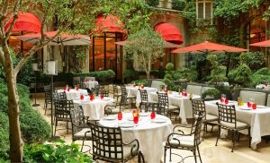 Уютный ресторан