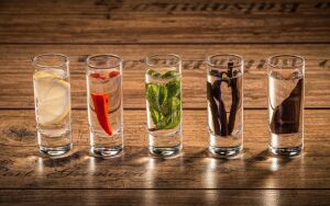 Настойки в стаканах