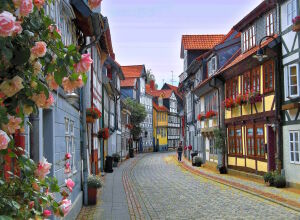 Узкие красивые улочки