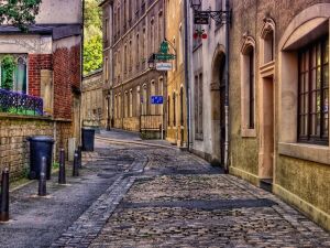 Дорожка из камней