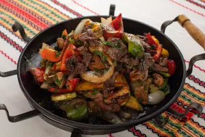Мясное жаркое