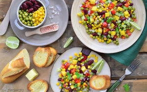 Салат и багет