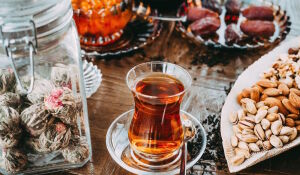 Чай и орешки