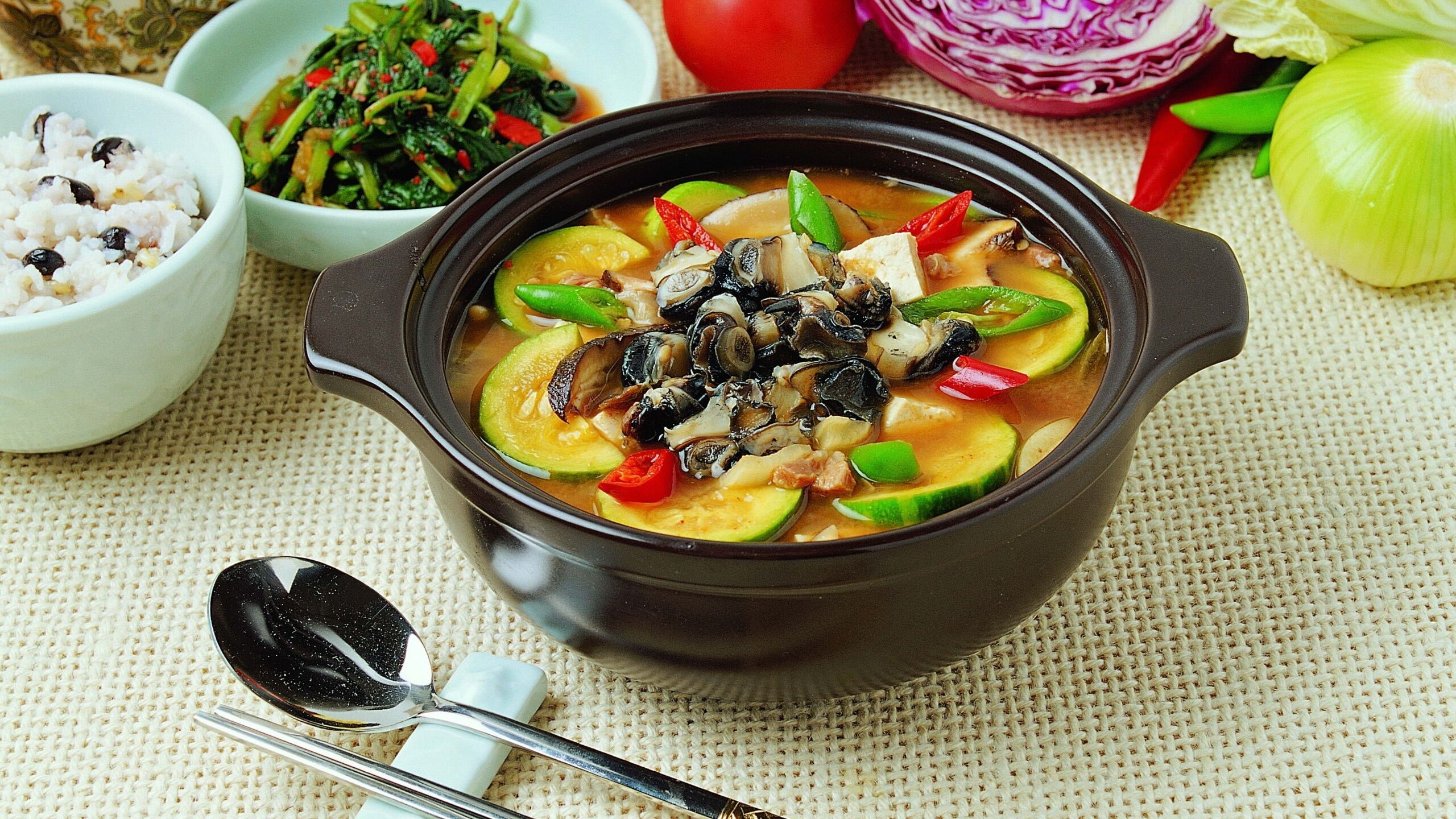 Суп с кабачком и грибами