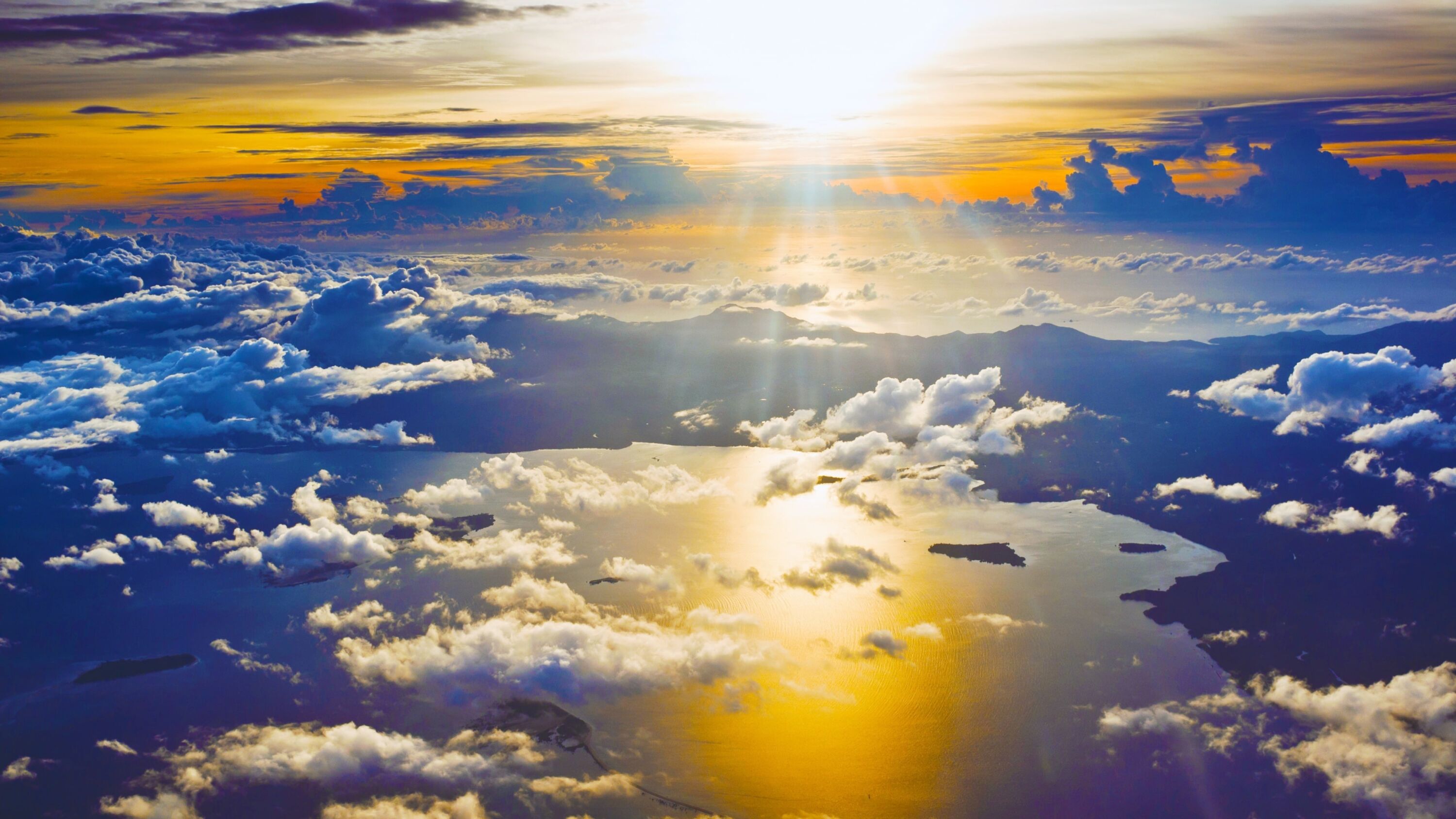 Высоко в небе