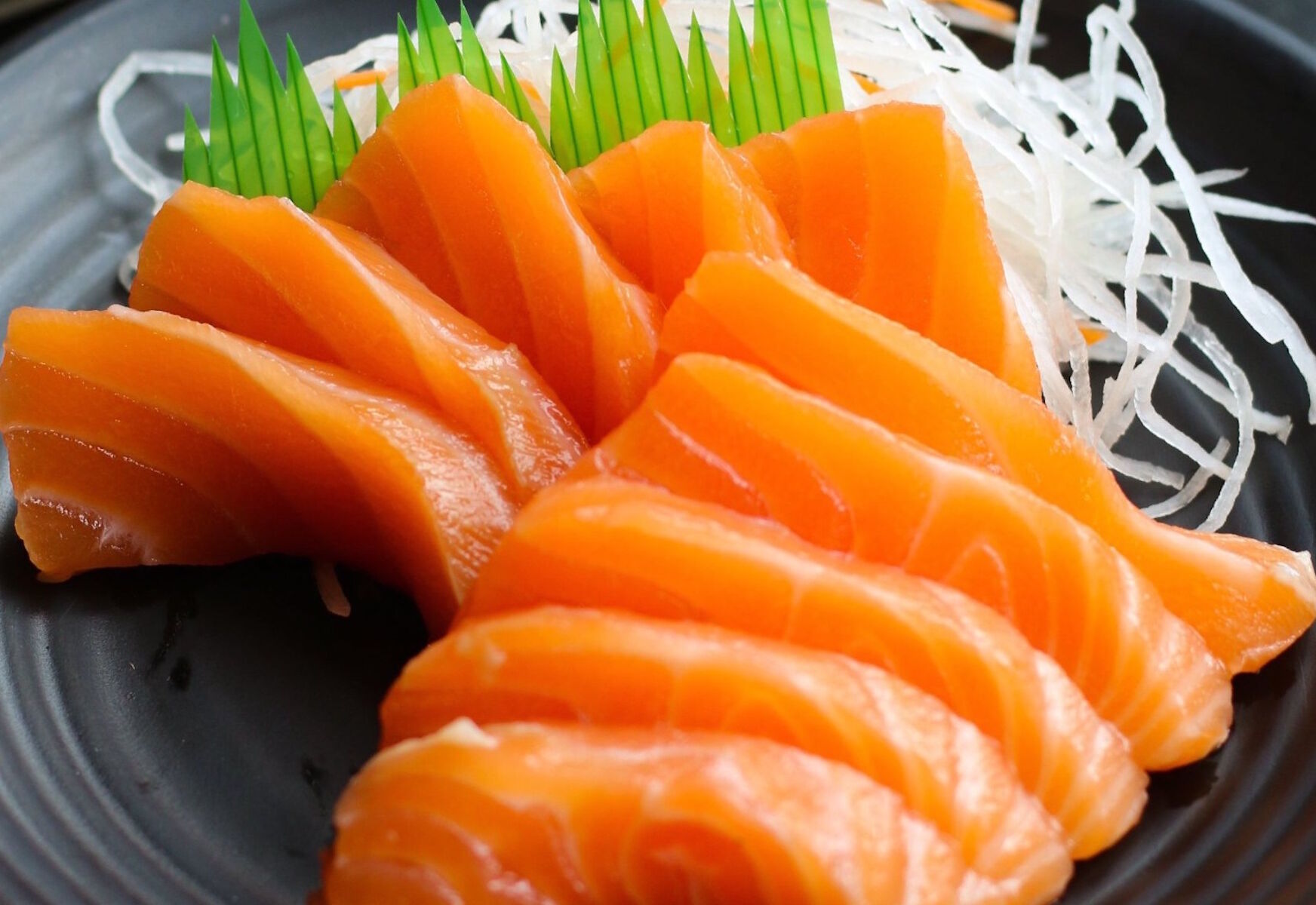 Красная рыбка