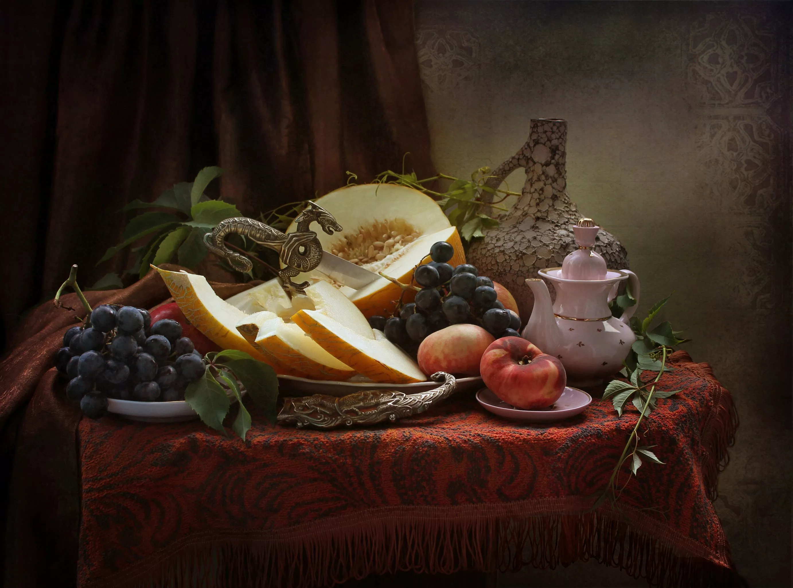 Дыня и кувшины