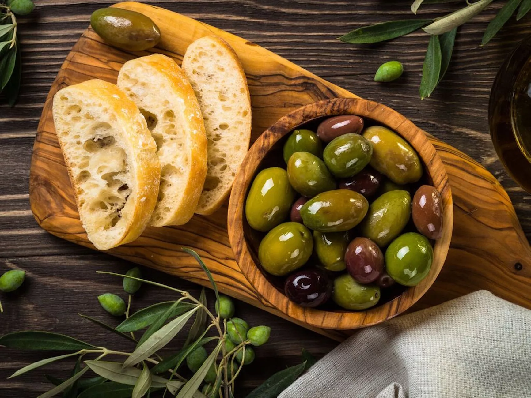 Оливки и чиабатта