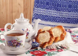 Ватрушки и чай