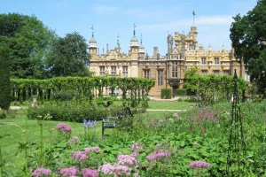 Поместье Небуорт-хаус