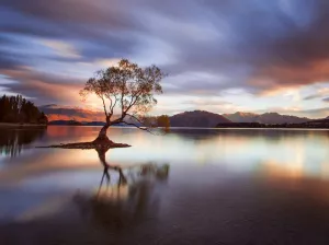 Озеро Уанака в Новой Зеландии