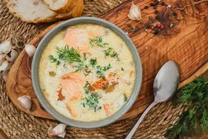 Суп с красной рыбой