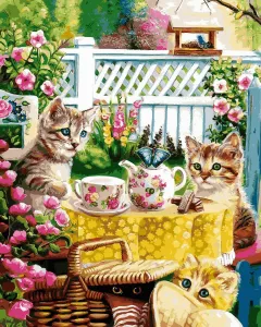 Три котика за столом