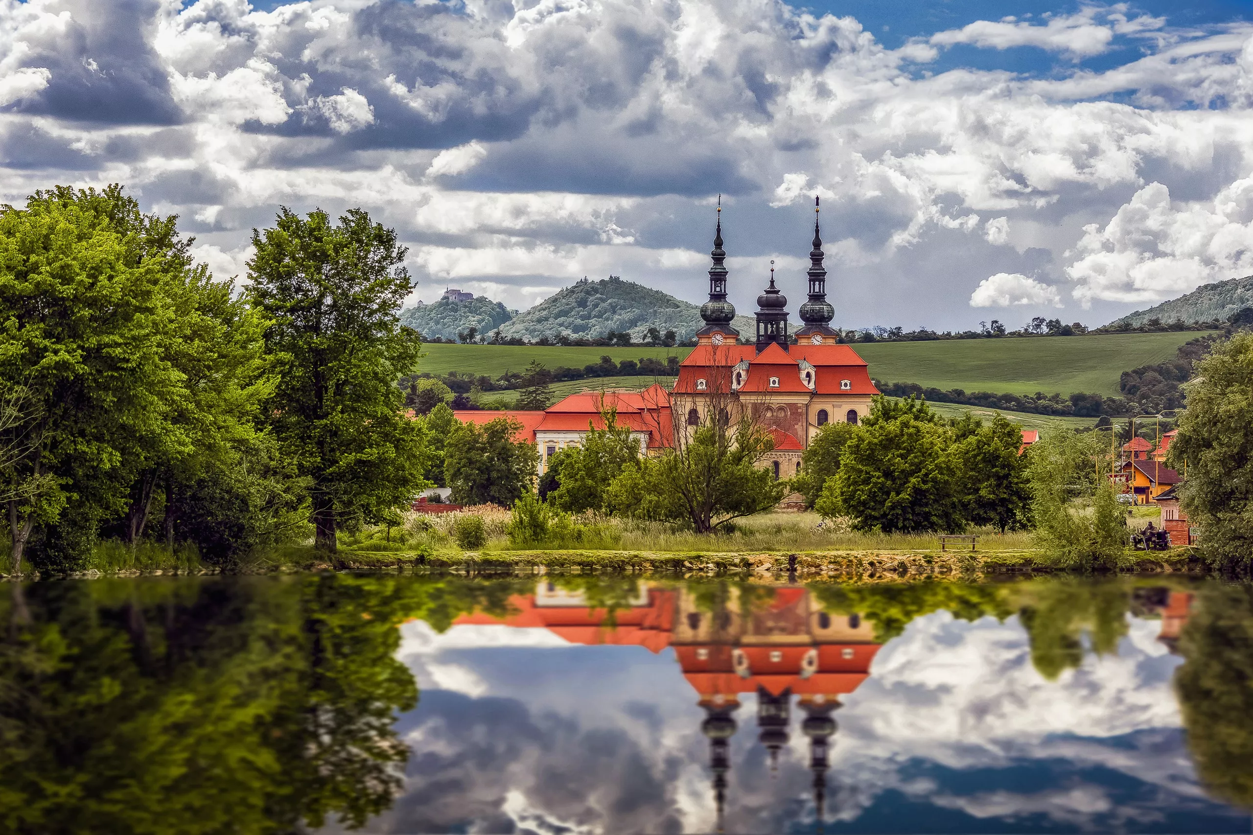Велеград