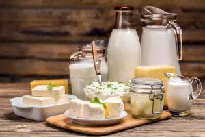 Молочные продукты на столе