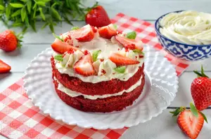 Торт клубника со сливками