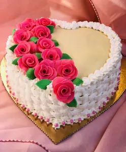 Торт Сердце с розами