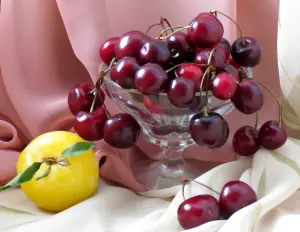 Черешня и слива