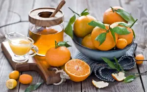 Апельсины, мед и кумкват